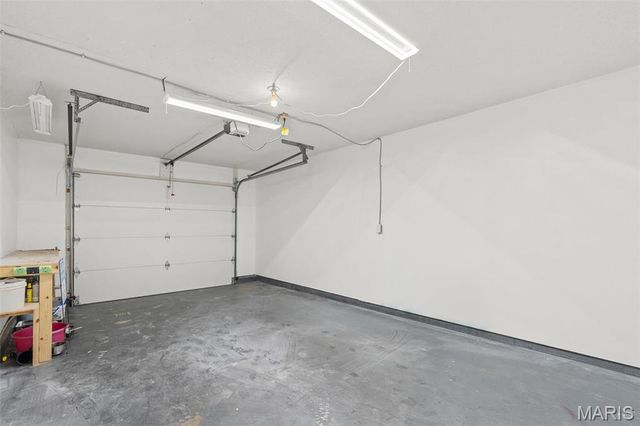26 Rabbit Trail Drive, Washington, MO 63090