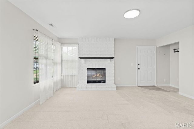 26 Rabbit Trail Drive, Washington, MO 63090