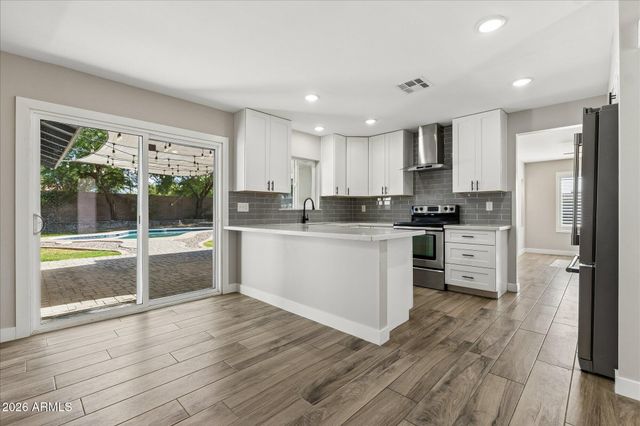 1905 E PEGASUS Drive, Tempe, AZ 85283