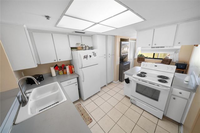 201 W LAUREL STREET 712, Tampa, FL 33602