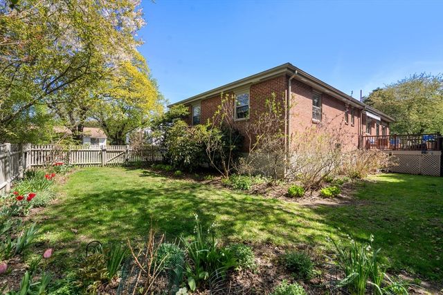 50 Mary Ellen Rd, Newton, MA 02468
