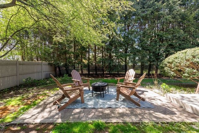 50 Mary Ellen Rd, Newton, MA 02468