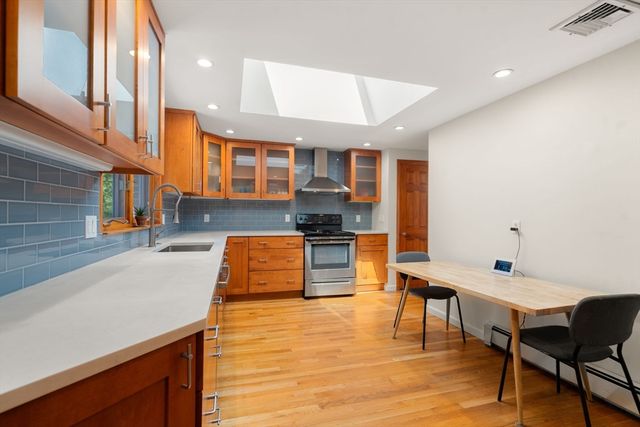 50 Mary Ellen Rd, Newton, MA 02468