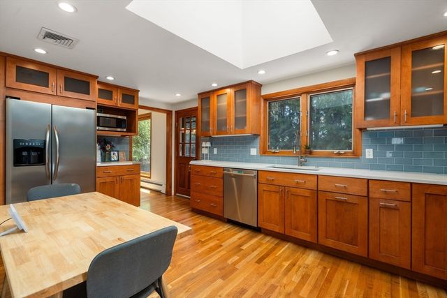 50 Mary Ellen Rd, Newton, MA 02468