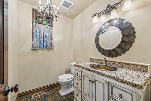 4431 Berry Farm Road, Norman, OK 73072
