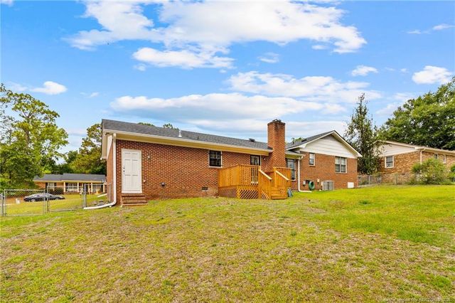 5970 Lake Trail Drive, Fayetteville, NC 28304