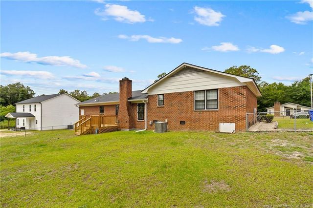 5970 Lake Trail Drive, Fayetteville, NC 28304