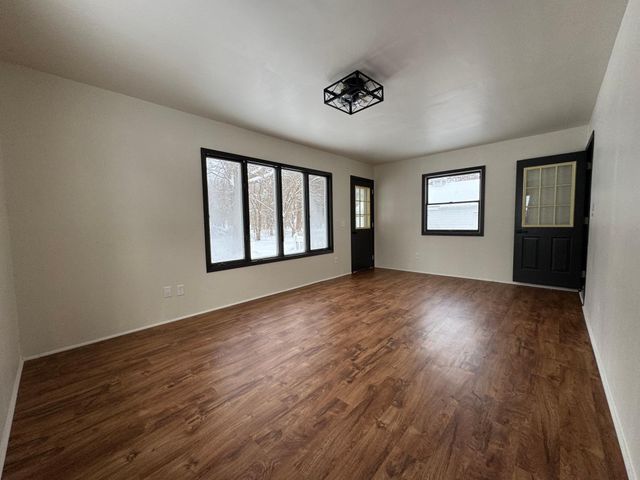 434 Evergreen Park Boulevard, Litchfield, MN 55355