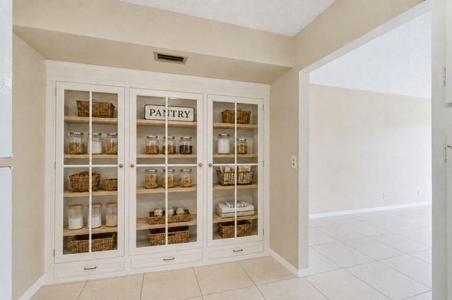1010 Green Pine Boulevard F2, West Palm Beach, FL 33409