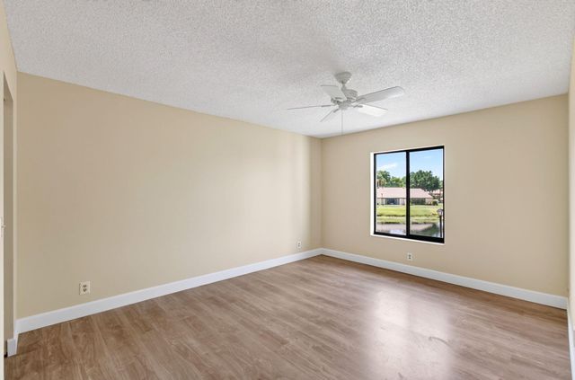 1010 Green Pine Boulevard F2, West Palm Beach, FL 33409