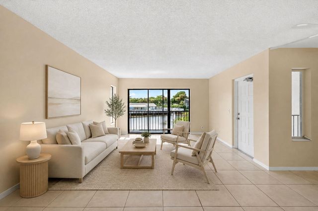 1010 Green Pine Boulevard F2, West Palm Beach, FL 33409