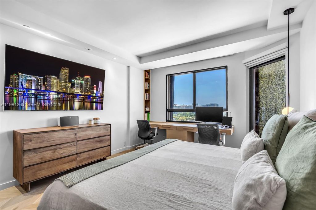 Image 14 of property listing at 151 Crandon Blvd 1035, Key Biscayne, FL 33149