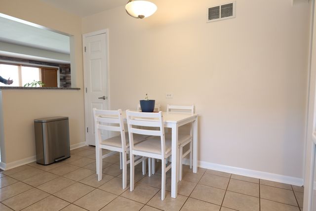 5751 S Natchez Avenue, Chicago, IL 60638