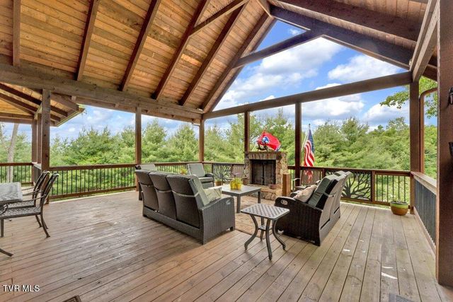 7464 Callalantee Drive, Mountain City, TN 37683