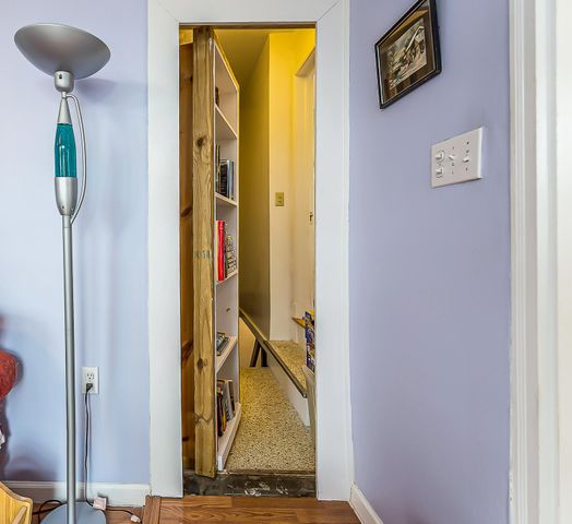 1211 Birk Avenue, Ann Arbor, MI 48103