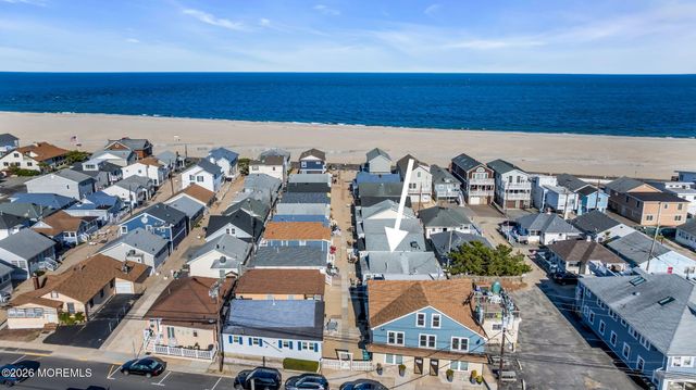 4 Brunswick Place, Point Pleasant Beach, NJ 08742