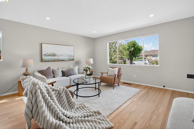 4321 Davis Way, Livermore, CA 94550