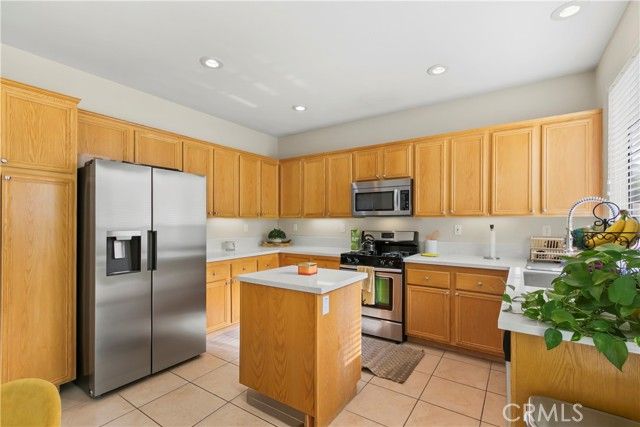 8847 Flintridge, Corona, CA 92883