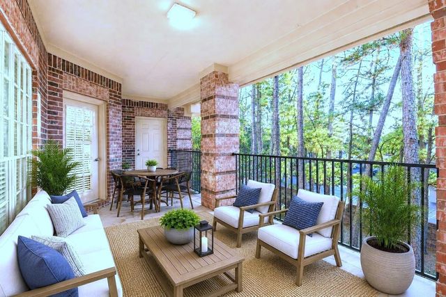 2803 Kings Crossing Drive 315, Kingwood, TX 77345