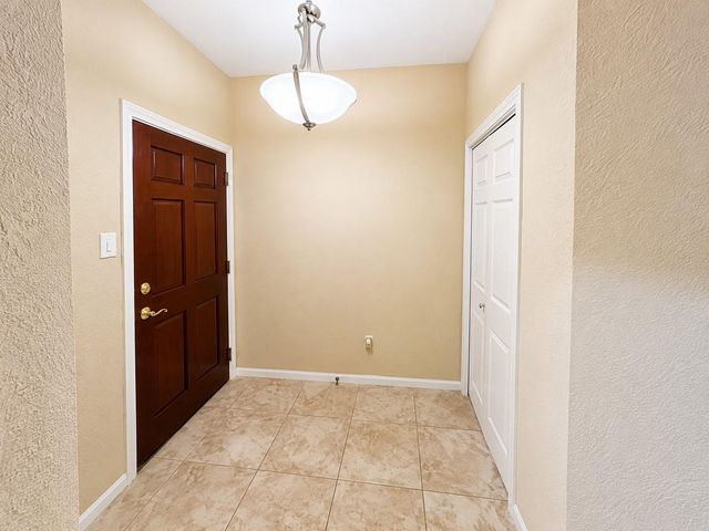 2803 Kings Crossing Drive 315, Kingwood, TX 77345