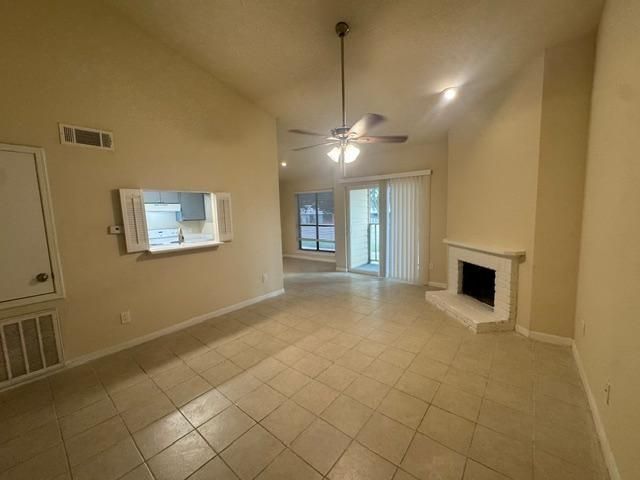 16111 Aspenglen Drive 1004, Houston, TX 77084