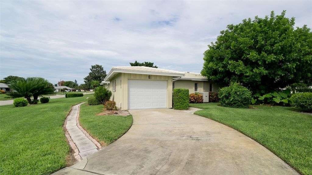 7110 11TH AVENUE W, BRADENTON, FL 34209 — photo 3