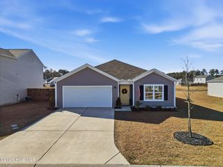 211 Sunshine Drive, Holly Ridge, NC 28445