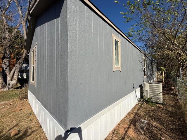 5421 Lake View Drive, Granbury, TX 76048