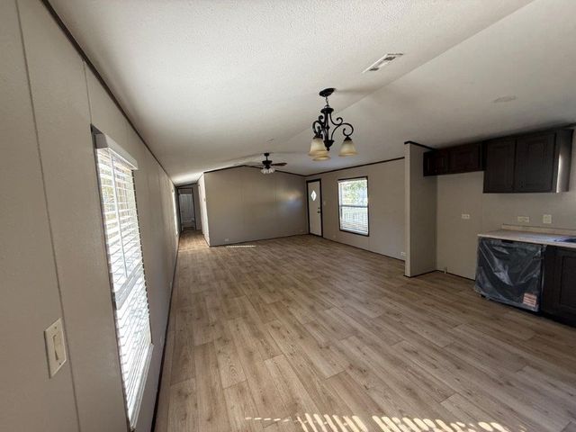 5421 Lake View Drive, Granbury, TX 76048