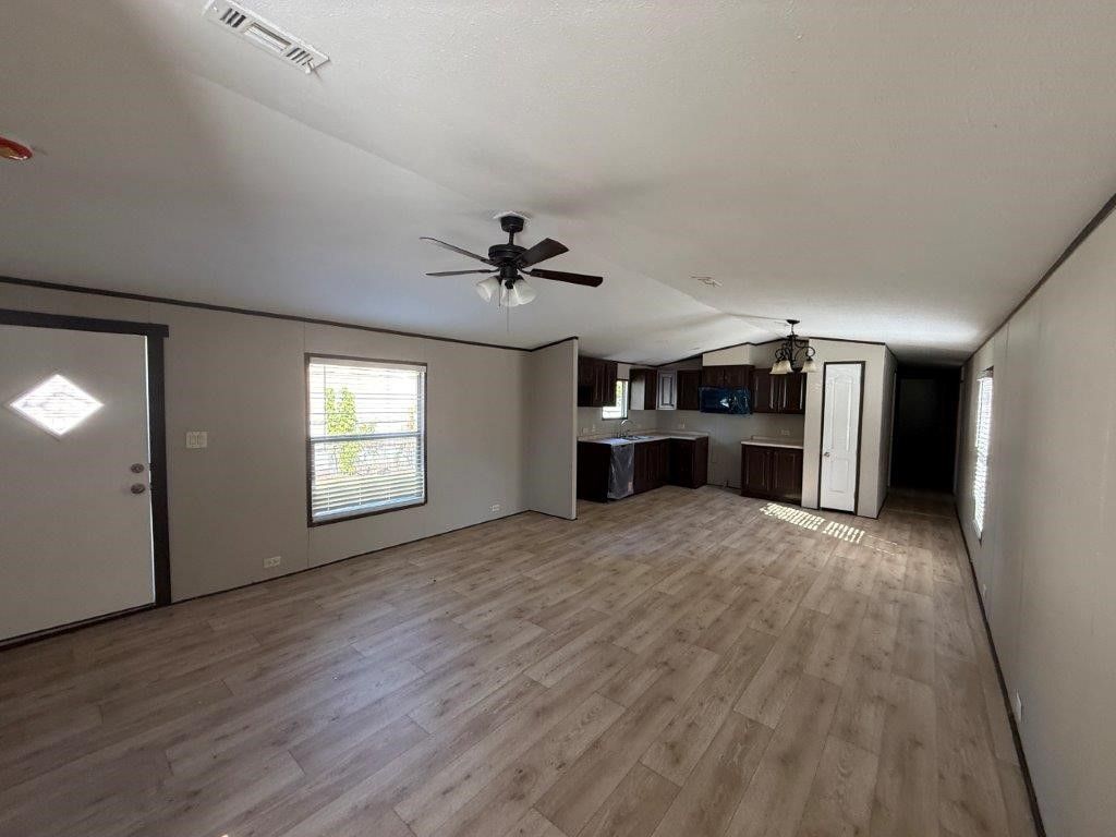 5421 Lake View Drive, Granbury, TX 76048