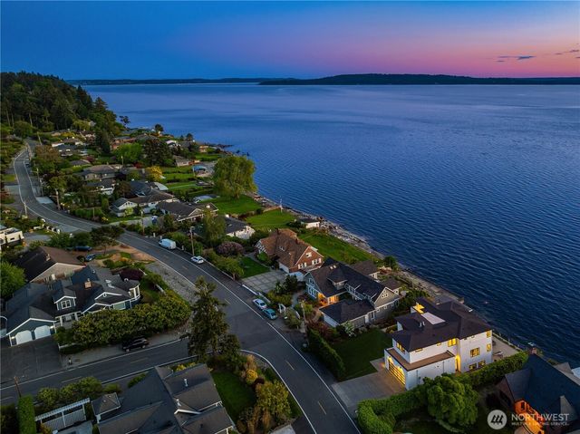 18051 Normandy Terrace SW, Normandy Park, WA 98166