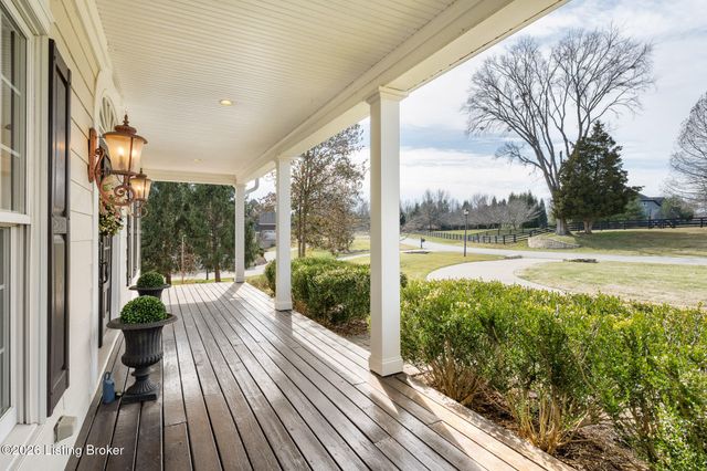 5903 Mount Pleasant Rd, Prospect, KY 40059