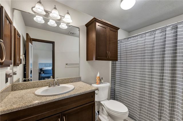 2025 Positano Loop, Bryan, TX 77808
