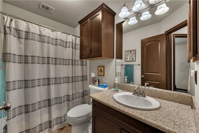 2025 Positano Loop, Bryan, TX 77808