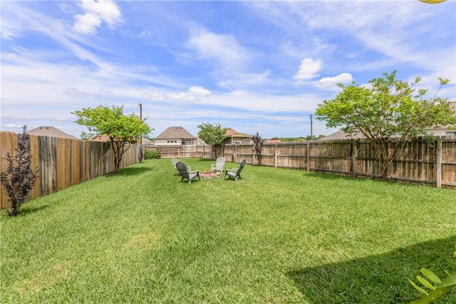 2025 Positano Loop, Bryan, TX 77808