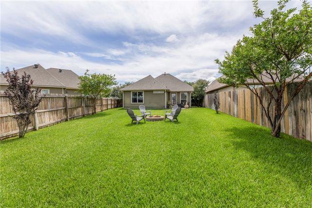 2025 Positano Loop, Bryan, TX 77808