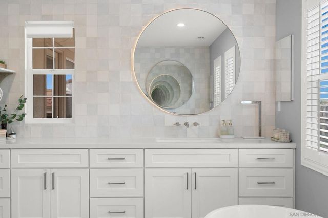 15776 Kristen Gln, San Diego, CA 92127