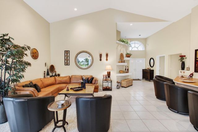 11910 Fountainside Circle, Boynton Beach, FL 33437