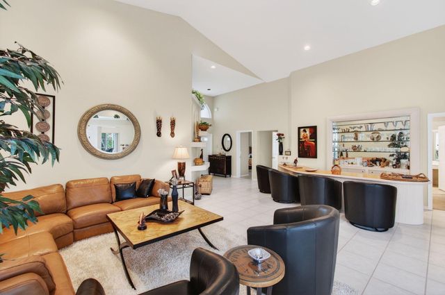 11910 Fountainside Circle, Boynton Beach, FL 33437