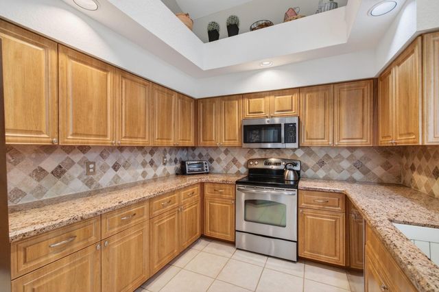 11910 Fountainside Circle, Boynton Beach, FL 33437