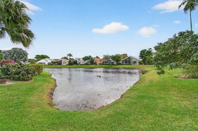 11910 Fountainside Circle, Boynton Beach, FL 33437