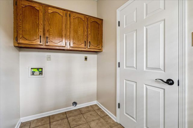986 HEATHER LAKE DR, Collierville, TN 38017