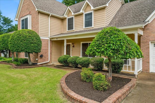 986 HEATHER LAKE DR, Collierville, TN 38017