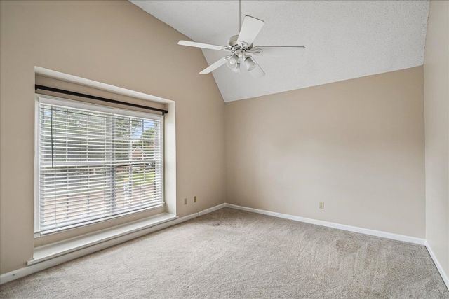 986 HEATHER LAKE DR, Collierville, TN 38017