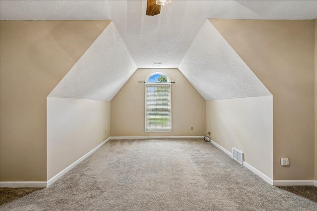 986 HEATHER LAKE DR, Collierville, TN 38017