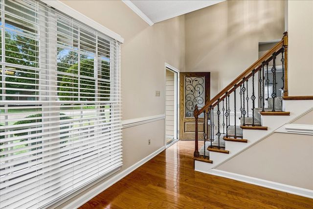 986 HEATHER LAKE DR, Collierville, TN 38017