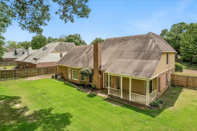 986 HEATHER LAKE DR, Collierville, TN 38017