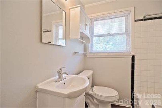 3031 Attaberry Drive, Charlotte, NC 28205