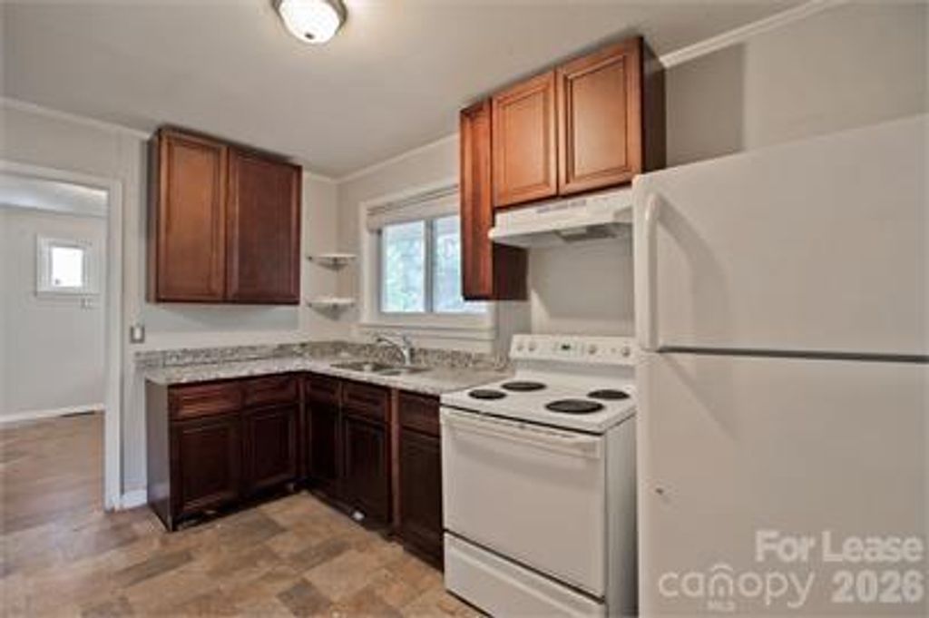 3031 Attaberry Drive, Charlotte, NC 28205
