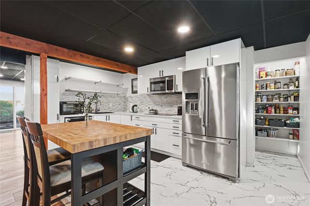 2733 SW 312th Place, Federal Way, WA 98023